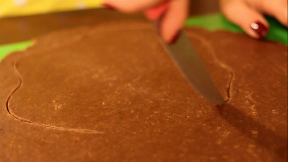 Как сделать пряничный домик: пошаговый фото-рецепт. Изготавливаем крышу домика