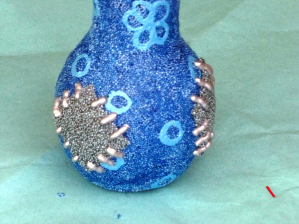 Декор стеклянной вазы шариковым пластилином, фото № 15
