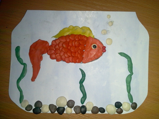 Конспект занятия по лепке «Рыбка золотая» (пластилинография) в средней группе