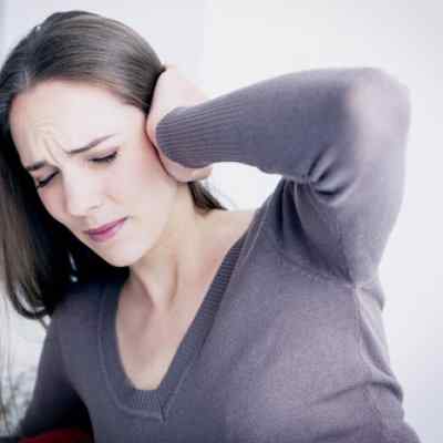 Основные причины неприятных ощущений в голове