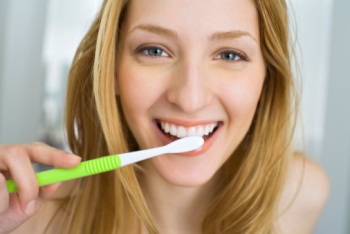 Лечение зубов беременным и кормящим