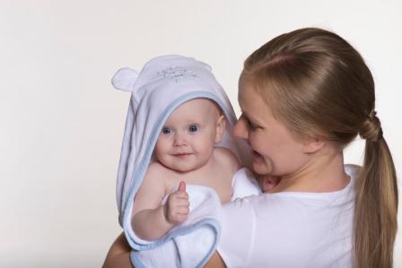 Купание новорожденного: какой шампунь выбрать?