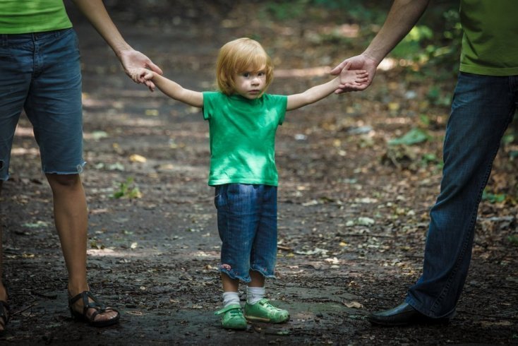 Родители в разводе: как вести себя с ребенком