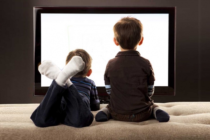 Фото на тему «Почему детям нельзя смотреть телевизор?»