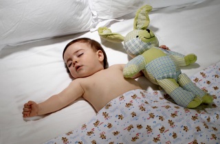 Профилактика потливости у детей во время сна