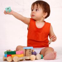 какие игрушки нужны ребенку в 1 год