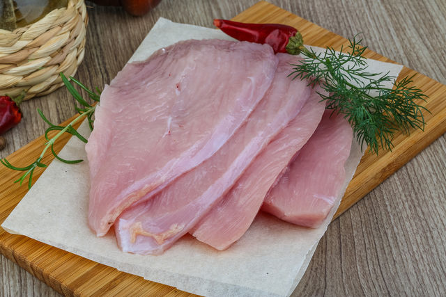 Индюшатина — идеальное мясо для домашнего рациона