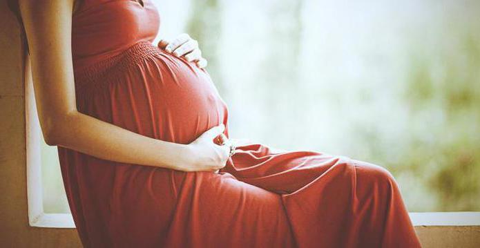 почему у беременных чешется живот